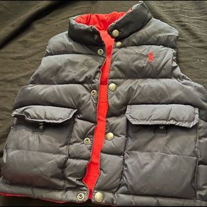 Reverasable puff vest